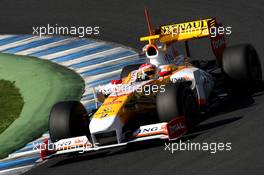 16.03.2009 Jerez, Spain,  Fernando Alonso (ESP), Renault F1 Team, R29, with new winglets by the airbox - Formula 1 Testing, Jerez