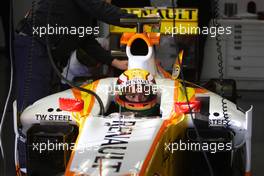 02.12.2009 Jerez, Spain,  Ho-Pin Tung (CHN) Tests for  the Renault F1 Team- Formula 1 Testing, Jerez