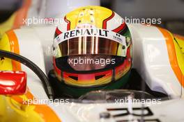 02.12.2009 Jerez, Spain,  Ho-Pin Tung (CHN) Tests for  the Renault F1 Team - Formula 1 Testing, Jerez