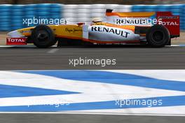 02.12.2009 Jerez, Spain,  Ho-Pin Tung (CHN) Tests for  the Renault F1 Team- Formula 1 Testing, Jerez