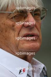 02.10.2009 Suzuka, Japan,  Bernie Ecclestone (GBR), President and CEO of Formula One Management - Formula 1 World Championship, Rd 15, Japanese Grand Prix, Friday