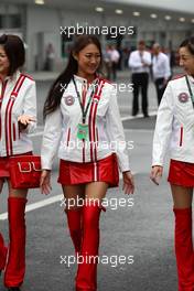 02.10.2009 Suzuka, Japan,  girls in the paddock - Formula 1 World Championship, Rd 15, Japanese Grand Prix, Friday