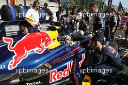 04.10.2009 Suzuka, Japan,  Sebastian Vettel (GER), Red Bull Racing  - Formula 1 World Championship, Rd 15, Japanese Grand Prix, Sunday Pre-Race Grid