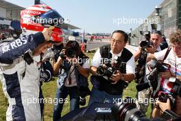04.10.2009 Suzuka, Japan,  Kazuki Nakajima (JPN), Williams F1 Team - Formula 1 World Championship, Rd 15, Japanese Grand Prix, Sunday Pre-Race Grid