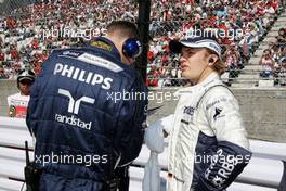 04.10.2009 Suzuka, Japan,  Nico Rosberg (GER), WilliamsF1 Team - Formula 1 World Championship, Rd 15, Japanese Grand Prix, Sunday Pre-Race Grid