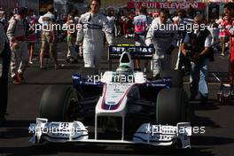 04.10.2009 Suzuka, Japan,  Nick Heidfeld (GER), BMW Sauber F1 Team - Formula 1 World Championship, Rd 15, Japanese Grand Prix, Sunday Pre-Race Grid