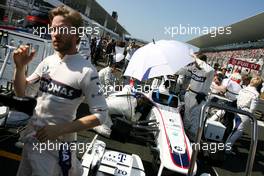 04.10.2009 Suzuka, Japan,  Nick Heidfeld (GER), BMW Sauber F1 Team  - Formula 1 World Championship, Rd 15, Japanese Grand Prix, Sunday Pre-Race Grid