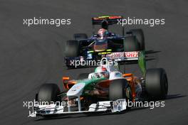 04.10.2009 Suzuka, Japan,  Vitantonio Liuzzi (ITA), Force India F1 Team  - Formula 1 World Championship, Rd 15, Japanese Grand Prix, Sunday Race