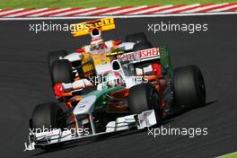 04.10.2009 Suzuka, Japan,  Adrian Sutil (GER), Force India F1 Team and Fernando Alonso (ESP), Renault F1 Team  - Formula 1 World Championship, Rd 15, Japanese Grand Prix, Sunday Race