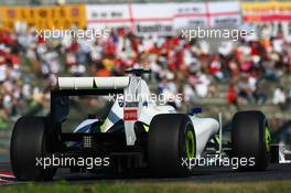 04.10.2009 Suzuka, Japan,  Rubens Barrichello (BRA), Brawn GP, BGP001, BGP 001 - Formula 1 World Championship, Rd 15, Japanese Grand Prix, Sunday Race