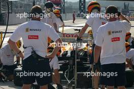 03.10.2009 Suzuka, Japan, Renault F1 Team - Formula 1 World Championship, Rd 15, Japanese Grand Prix, Saturday