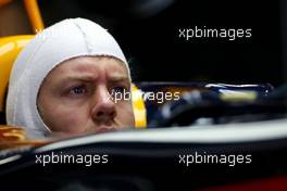 03.10.2009 Suzuka, Japan,  Sebastian Vettel (GER), Red Bull Racing  - Formula 1 World Championship, Rd 15, Japanese Grand Prix, Saturday Practice