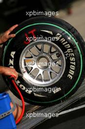 03.10.2009 Suzuka, Japan,  Bridgestone tyres  - Formula 1 World Championship, Rd 15, Japanese Grand Prix, Saturday