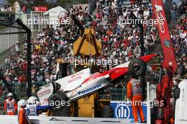 03.10.2009 Suzuka, Japan,  Timo Glock (GER), Toyota F1 Team crashed at the last corner and is taken to hospital - Formula 1 World Championship, Rd 15, Japanese Grand Prix, Saturday Qualifying