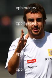 04.10.2009 Suzuka, Japan,  Fernando Alonso (ESP), Renault F1 Team - Formula 1 World Championship, Rd 15, Japanese Grand Prix, Sunday