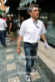 22.05.2009 Monte Carlo, Monaco,  Nick Fry (GBR), Brawn GP, Chief Executive Officer goes to the meeting with Bernie Ecclestone (GBR) and Max Mosley (GB) at the ACM. - Formula 1 World Championship, Rd 6, Monaco Grand Prix, Friday