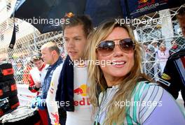 24.05.2009 Monte Carlo, Monaco,  Sebastian Vettel (GER), Red Bull Racing and Gerry Halliwell ex Spice girl (GBR) - Formula 1 World Championship, Rd 6, Monaco Grand Prix, Sunday Pre-Race Grid