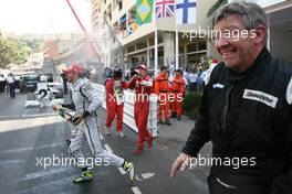 24.05.2009 Monte Carlo, Monaco,  Jenson Button (GBR), Brawn GP and Ross Brawn (GBR) Team Principal, Brawn GP  - Formula 1 World Championship, Rd 6, Monaco Grand Prix, Sunday Podium
