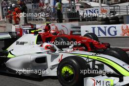 24.05.2009 Monte Carlo, Monaco,  Rubens Barrichello (BRA), Brawn GP and Kimi Raikkonen (FIN), Räikkönen, Scuderia Ferrari - Formula 1 World Championship, Rd 6, Monaco Grand Prix, Sunday Podium