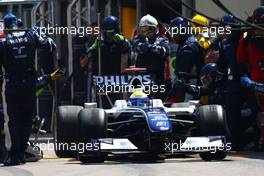 24.05.2009 Monte Carlo, Monaco,  Pitstop of Nico Rosberg (GER), Williams F1 Team, FW31 - Formula 1 World Championship, Rd 6, Monaco Grand Prix, Sunday Race