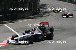 24.05.2009 Monte Carlo, Monaco,  Robert Kubica (POL), BMW Sauber F1 Team and Lewis Hamilton (GBR), McLaren Mercedes  - Formula 1 World Championship, Rd 6, Monaco Grand Prix, Sunday Race