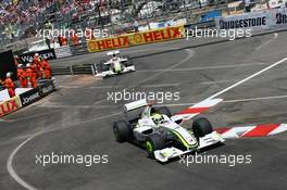 24.05.2009 Monte Carlo, Monaco,  Jenson Button (GBR), Brawn GP, BGP001, BGP 001 leads Rubens Barrichello (BRA), Brawn GP, BGP001, BGP 001- Formula 1 World Championship, Rd 6, Monaco Grand Prix, Sunday Race