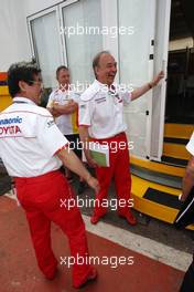 24.05.2009 Monte Carlo, Monaco,  John Howett (GBR), Toyota Racing, President TMG leaves a meeting of team bosses - Formula 1 World Championship, Rd 6, Monaco Grand Prix, Sunday