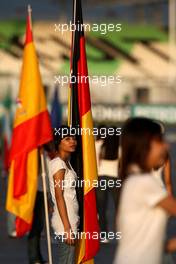 03.04.2009 Kuala Lumpur, Malaysia,  Grid girl practice - Formula 1 World Championship, Rd 2, Malaysian Grand Prix, Friday