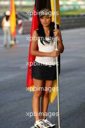 03.04.2009 Kuala Lumpur, Malaysia,  Grid girl practice - Formula 1 World Championship, Rd 2, Malaysian Grand Prix, Friday