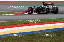 03.04.2009 Kuala Lumpur, Malaysia,  Sebastian Bourdais (FRA), Scuderia Toro Rosso, STR4, STR04, STR-04 - Formula 1 World Championship, Rd 2, Malaysian Grand Prix, Friday Practice