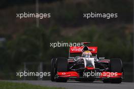 03.04.2009 Kuala Lumpur, Malaysia,  Lewis Hamilton (GBR), McLaren Mercedes  - Formula 1 World Championship, Rd 2, Malaysian Grand Prix, Friday Practice