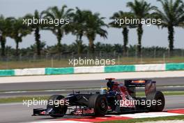 03.04.2009 Kuala Lumpur, Malaysia,  Sebastien Bourdais (FRA), Scuderia Toro Rosso  - Formula 1 World Championship, Rd 2, Malaysian Grand Prix, Friday Practice