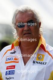 03.04.2009 Kuala Lumpur, Malaysia,  Flavio Briatore (ITA), Renault F1 Team, Team Chief, Managing Director - Formula 1 World Championship, Rd 2, Malaysian Grand Prix, Friday Practice