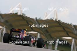 03.04.2009 Kuala Lumpur, Malaysia,  Sebastian Vettel (GER), Red Bull Racing  - Formula 1 World Championship, Rd 2, Malaysian Grand Prix, Friday Practice