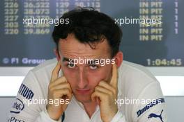 03.04.2009 Kuala Lumpur, Malaysia,  Robert Kubica (POL), BMW Sauber F1 Team - Formula 1 World Championship, Rd 2, Malaysian Grand Prix, Friday Practice