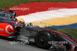 03.04.2009 Kuala Lumpur, Malaysia,  Lewis Hamilton (GBR), McLaren Mercedes, MP4-24 - Formula 1 World Championship, Rd 2, Malaysian Grand Prix, Friday Practice