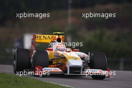 03.04.2009 Kuala Lumpur, Malaysia,  Nelson Piquet Jr (BRA), Renault F1 Team  - Formula 1 World Championship, Rd 2, Malaysian Grand Prix, Friday Practice