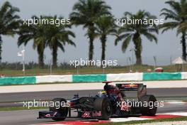 03.04.2009 Kuala Lumpur, Malaysia,  Sebastien Bourdais (FRA), Scuderia Toro Rosso  - Formula 1 World Championship, Rd 2, Malaysian Grand Prix, Friday Practice