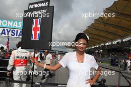 05.04.2009 Kuala Lumpur, Malaysia,  Grid girl - Formula 1 World Championship, Rd 2, Malaysian Grand Prix, Sunday Grid Girl