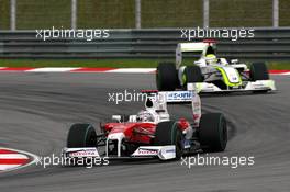 05.04.2009 Kuala Lumpur, Malaysia,  Jarno Trulli (ITA), Toyota Racing - Formula 1 World Championship, Rd 2, Malaysian Grand Prix, Sunday Race