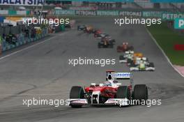 05.04.2009 Kuala Lumpur, Malaysia,  Jarno Trulli (ITA), Toyota Racing, TF109 - Formula 1 World Championship, Rd 2, Malaysian Grand Prix, Sunday Race