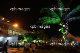 04.04.2009 Kuala Lumpur, Malaysia,  The paddock at night - Formula 1 World Championship, Rd 2, Malaysian Grand Prix, Saturday