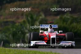 04.04.2009 Kuala Lumpur, Malaysia,  Jarno Trulli (ITA), Toyota F1 Team  - Formula 1 World Championship, Rd 2, Malaysian Grand Prix, Saturday Qualifying