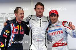 04.04.2009 Kuala Lumpur, Malaysia,  1st Jenson Button (GBR), Brawn GP, 2nd Sebastian Vettel (GER), Red Bull Racing, 3rd Jarno Trulli (ITA), Toyota Racing - Formula 1 World Championship, Rd 2, Malaysian Grand Prix, Saturday Qualifying