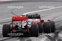 04.04.2009 Kuala Lumpur, Malaysia,  Lewis Hamilton (GBR), McLaren Mercedes and Kimi Raikkonen (FIN), Räikkönen, Scuderia Ferrari  - Formula 1 World Championship, Rd 2, Malaysian Grand Prix, Saturday Practice