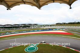 04.04.2009 Kuala Lumpur, Malaysia,  Jenson Button (GBR), Brawn GP, BGP001, BGP 001- Formula 1 World Championship, Rd 2, Malaysian Grand Prix, Saturday Qualifying