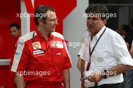 04.04.2009 Kuala Lumpur, Malaysia,  Stefano Domenicali (ITA), Scuderia Ferrari, Sporting Director, Pasquale Lattuneddu (ITA), FOM, Formula One Management - Formula 1 World Championship, Rd 2, Malaysian Grand Prix, Saturday