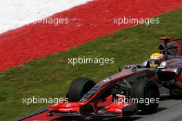 04.04.2009 Kuala Lumpur, Malaysia,  Lewis Hamilton (GBR), McLaren Mercedes, MP4-24 - Formula 1 World Championship, Rd 2, Malaysian Grand Prix, Saturday Practice