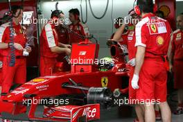 04.04.2009 Kuala Lumpur, Malaysia,  Felipe Massa (BRA), Scuderia Ferrari  - Formula 1 World Championship, Rd 2, Malaysian Grand Prix, Saturday Practice