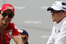 05.04.2009 Kuala Lumpur, Malaysia,  Felipe Massa (BRA), Scuderia Ferrari, Robert Kubica (POL),  BMW Sauber F1 Team - Formula 1 World Championship, Rd 2, Malaysian Grand Prix, Sunday